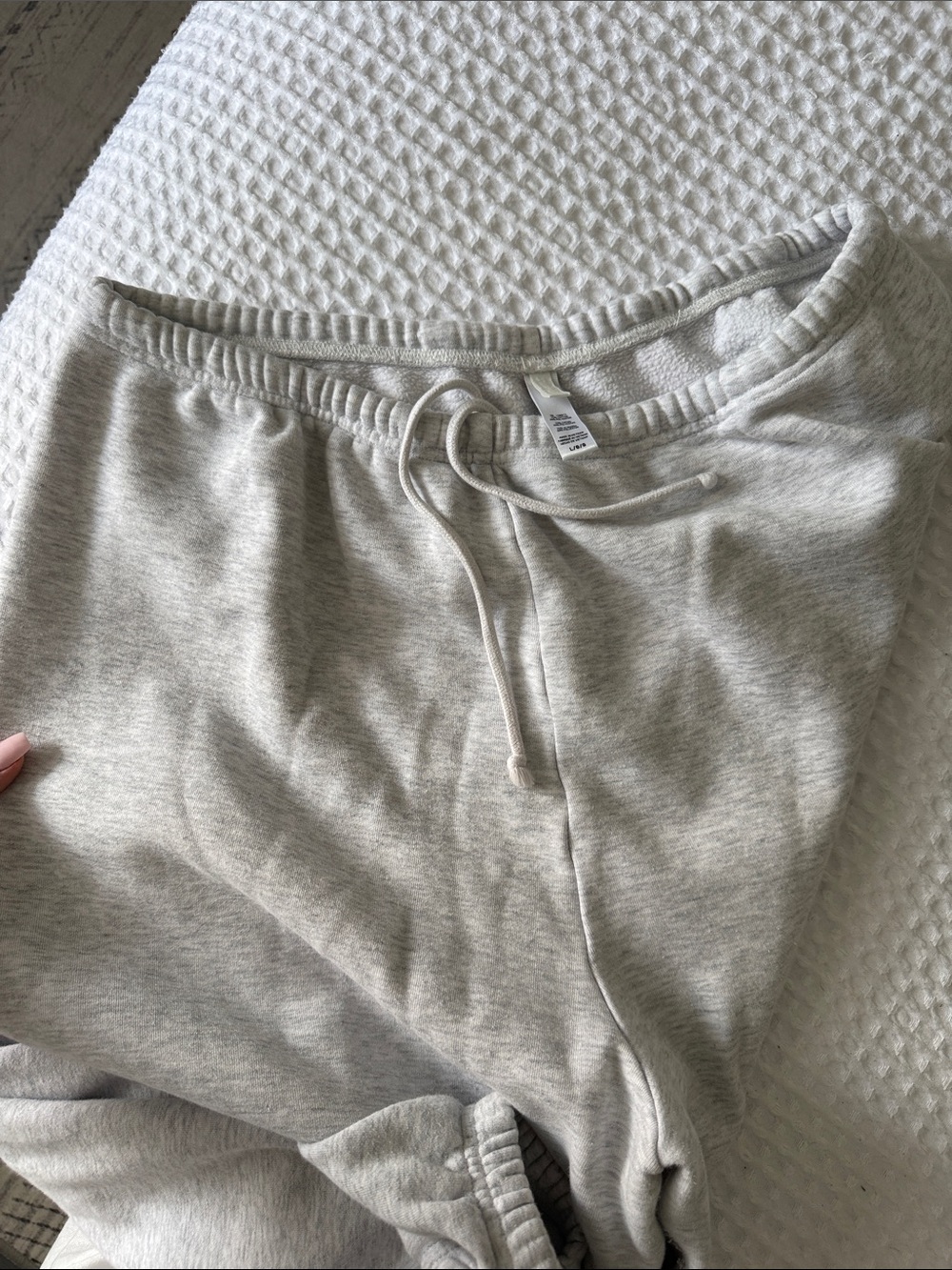 SKIMS Heather Gray Jogger Track Pants - Picture 3 of 4